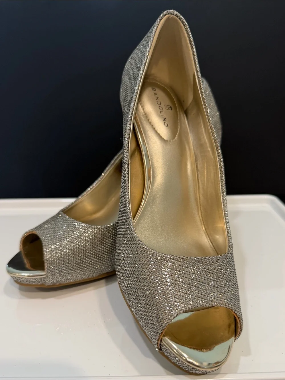 Bandolino Silver Glitter Peep-Toe Heels size 7